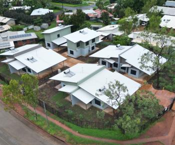 Photo of the 8 new affordable homes in Katherine taken by drone.